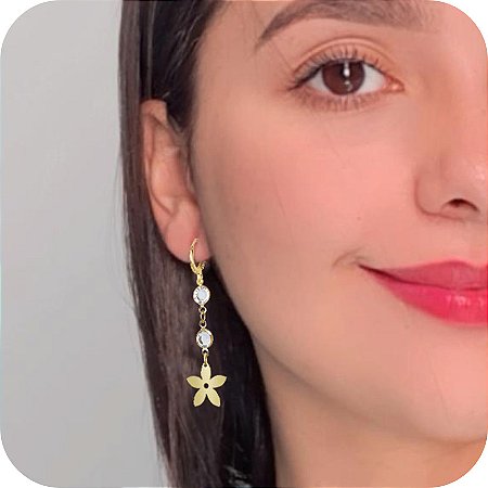 Brinco Argolinha de Click com Pingente de Pedra Cristal e Flor - Banhado a Ouro 18k