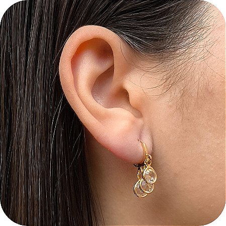 Brinco Argolinha de Click com 3 Pedras Cristais - Banhado a Ouro 18k