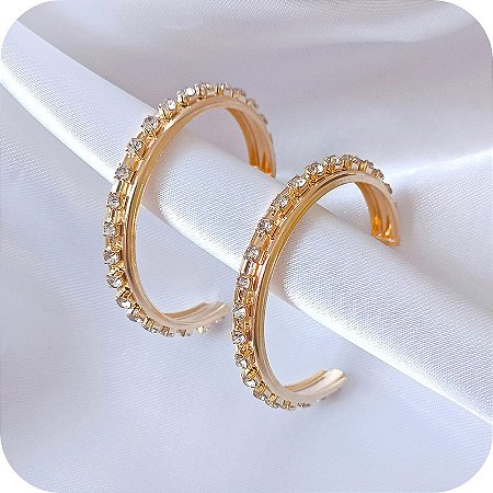 Brinco Argola M com Pontos de Luz de Zircônias - Banhado a Ouro 18k