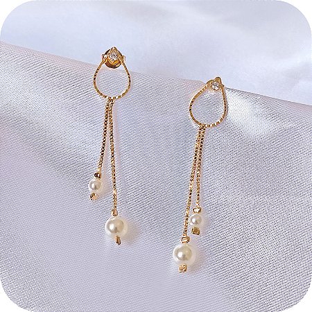 Brinco Gota Vazada com Pendentes de Pérolas - Banhado a Ouro 18k
