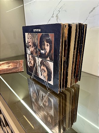 Suporte de Mesa em Acrílico Transparente para 10 Discos de Vinil LP – Organizador Expositor Minimalista para Vitrola, Estante e Coleção