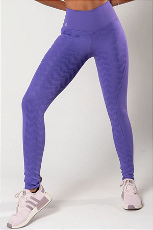 Calça Legging com Recortes