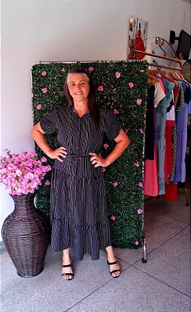 VESTIDO PRETO LISTRAS