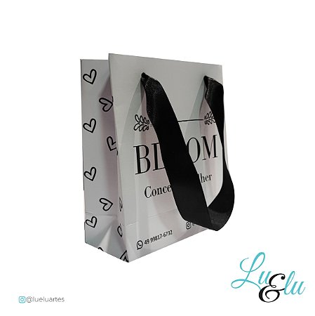 Sacola de Papel Personalizadas Branca Alças de Cetim Tamanho 12X10X04cm kit com 20 unidades