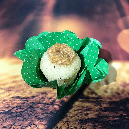 40 Forminhas Para Doces Finos Style Verde Limão Poá