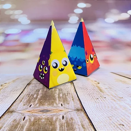 8 Caixa Cone Lembrancinha Monstros 83.4 ( Nc Toys Cone )