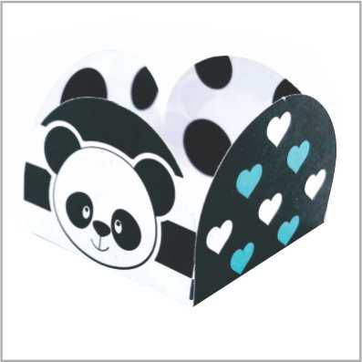 50 FORMINHAS PARA DOCES TEMA PANDA 4 PÉTALAS 3,3X3,3X2,2  69.3 (NC TOYS SIMPLES)