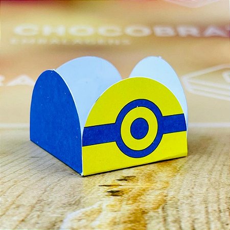 50 Forminhas Para Doces Tema Amarelinhos 4 Pétalas 3,3X3,3X2,2 56.3 (Nc Toys Simples)