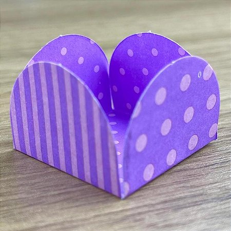 50 Forminhas Listras Poá Lilás/Rosa Para Doces 4 Pétalas 3,3X3,3X2,2 10.45 (Nc Toys Simples)