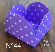 50 Forminhas Poá Lilás/Branco Para Doces 4 Pétalas 3,3X3,3X2,2 10.25 (Nc Toys Simples)