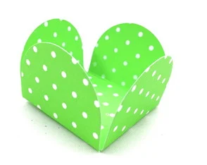 50 Forminhas Poá Verde Limão/Branco Para Doces 4 Pétalas 3,3X3,3X2,2 10.20 (Nc Toys Simples)