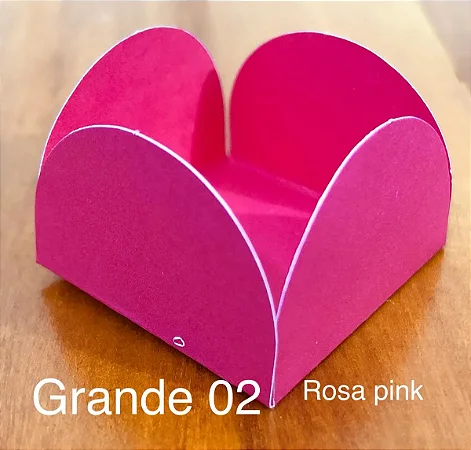 50 Forminhas Pink Para Doces 4 Pétalas 3,3X3,3X2,2 10.10 (Nc Toys Simples)