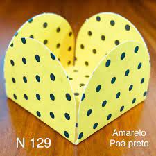 50 Forminhas  4  Pétala Simples  Amarelo Poá Preto  Ps129