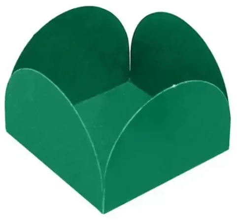 50 Forminhas Verde Bandeira Para Doces 4 Pétalas G 4X4X2.7 ( 55.8 ) Nc Toys G
