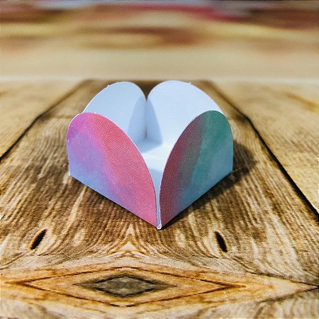 50 Forminhas Para Doces Tie Dye 4 Pétalas 103.1 Nc Toys Simples