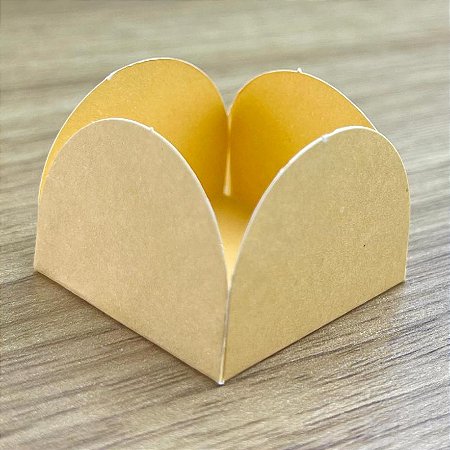 50 Forminhas Para Doces Salmao 4 Pétalas 10.95 Nc Toys Simples