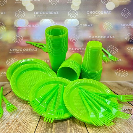 Kit Festa 50 PESSOAS DESCARTAVEIS VERDE LIMÃO GARFO + PRATO + COPO