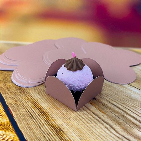 50 Forminhas Caramelo Para Doces 4 Pétalas 3,3X3,3X2,5 121.66 (Nc Toys Simples)