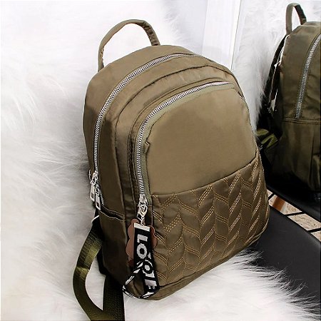 Bolsa Mochila Feminina Impermeável Em Tressê Com Chaveiro COR VERDE