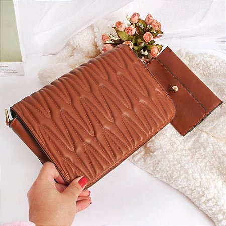 Bolsa Transversal  Luxo Alto Relevo com Porta Cartões Marrom BCB265