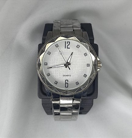 Relógio Prateado Resistente a Àgua BCR114