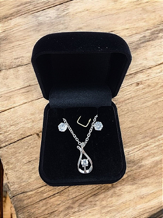 Conjunto colar e brincos prata 925 com detalhe em zircônia BCJ404