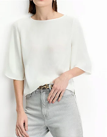 BLUSA EM CREPE MANGAS FLUIDAS