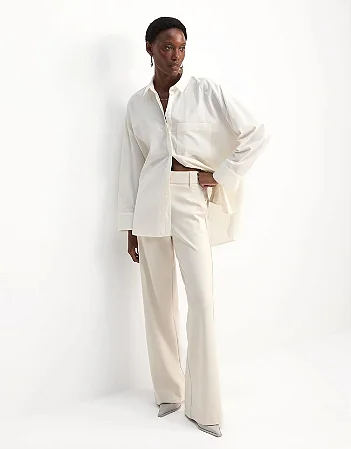 CALÇA EM MALHA ALFAIATADA