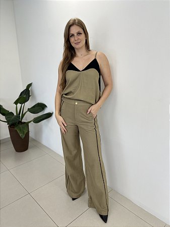 CALÇA ALFAIATARIA EM LINHO SARJADO