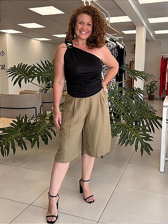 BERMUDA ALONGADA LINHO