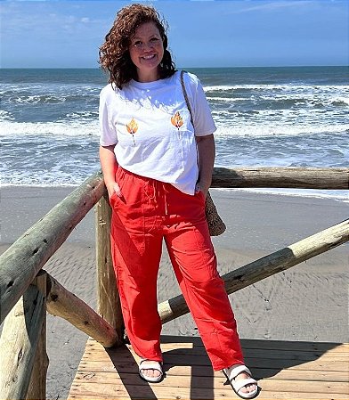 CALÇA RETA EM LINHO E AMARRAÇÃO