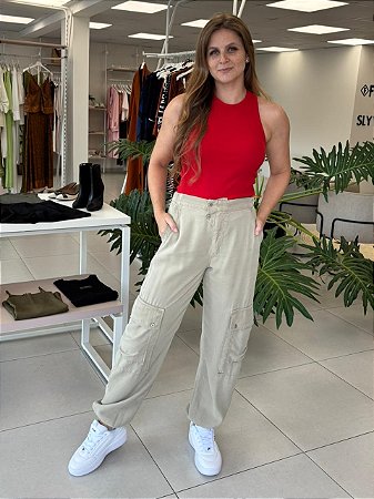 CALÇA CARGO EM LIOCEL