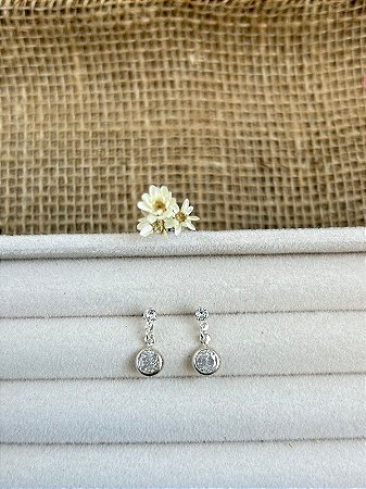 BRINCO COM ZIRCÔNIA EMBUTIDA PENDENTE PRATA 925