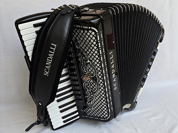 Acordeon 120 Baixos Scandalli Polifônica "Já Eletrificada"