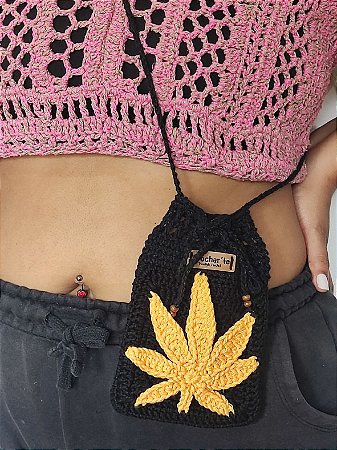 Bolsa Tiracolo de Crochê - Cannabis Amarela