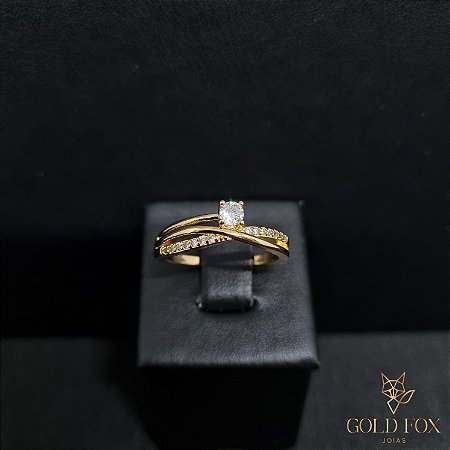 ANEL FIO LISO E CRAVEJADO COM PONTO DE LUZ (TAM. 18) - BANHADO A OURO 18K