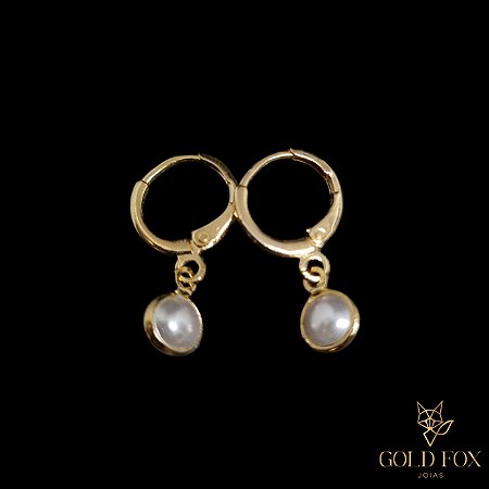 BRINCO ARGOLINHA PÉROLA REDONDA BORDA P - BANHADO A OURO 18K