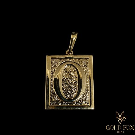 PINGENTE DE LETRA (O) - BANHADO A OURO 18K