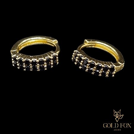 BRINCO ARGOLA 14 PEDRAS EM ZIRCÔNIA PRETA - BANHADO A OURO 18K