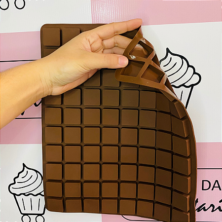 FORMA SILICONE P/ CHOCOLATE 36X29CM 80 CAVIDADES PRIME CHEF