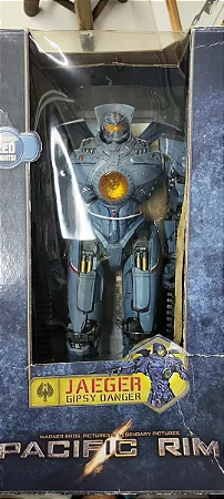 Boneco Jaeger Gipsy Danger 46 cm Pacific Rim Circulo De Fogo Neca