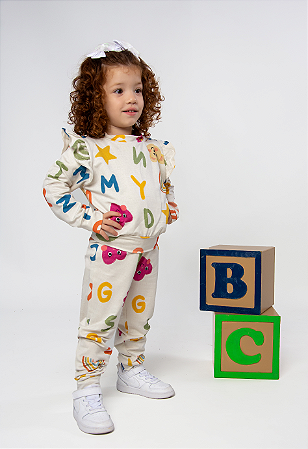 Conjunto Infantil Confort Letras | Amy & Meg