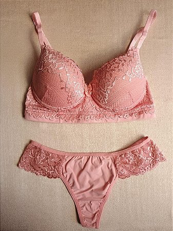 Lingerie conjunto de sutiã e calcinha com renda rosa romance com bojo e aro