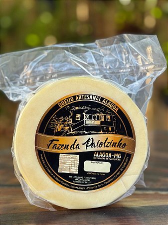 Queijo Parmesão fresco Alagoa/MG 1kg - Fazenda Paiolzinho Mantiqueira