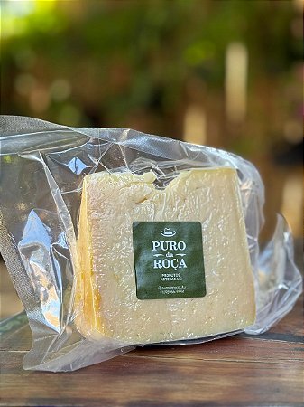 Queijo parmesão curado 3 meses 300g - Fazenda Paiolzinho maturação Puro da Roça