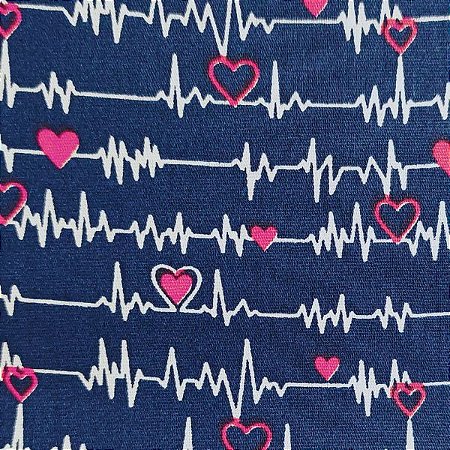 Tecido Tricoline para Patchwork com Estampa de Batimentos Cardiacos e Corações em Fundo Azul Marinho