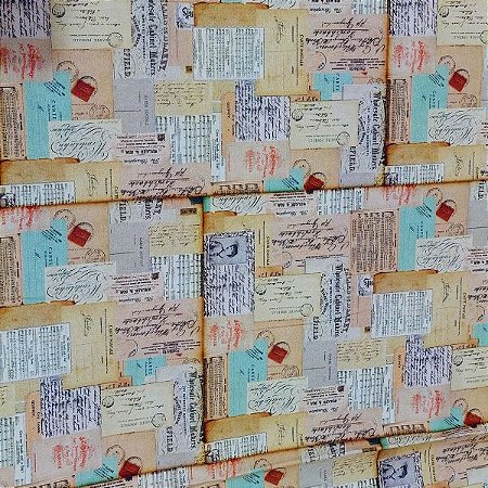 Tecido Tricoline Digital com Estampas de Escritas e Cores Suaves Vintage