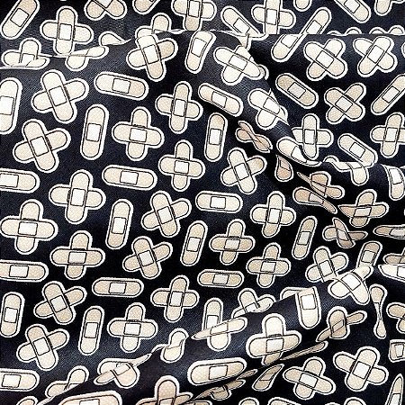 Tecido Tricoline para Patchwork com Estampa de Curativos em Fundo Preto