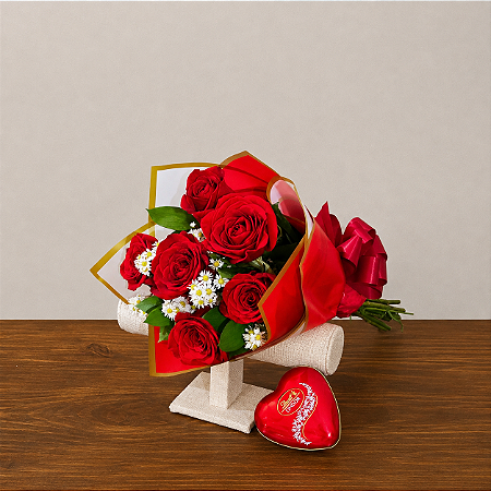 Kit Braise - Rosas IMPORTADAS + Lata Coração Lindt 50g