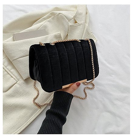 Bolsa Tiracolo - Cor Preto, Tecido Aveludado - Modelo Mia
